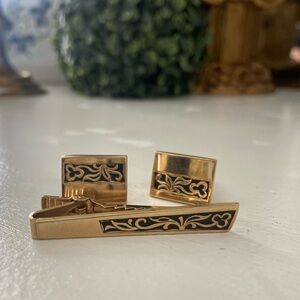 Gold-Tone Floral Inlay Tie Clip and Cufflink Set